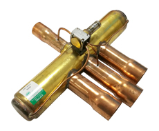 華鷺常規(guī)四通換向閥STF-2011 華鷺常規(guī)四通換向閥STF-2011